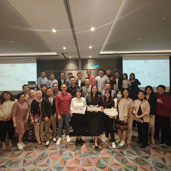 Conferenza di scambio dei principali dermatologi della Malesia